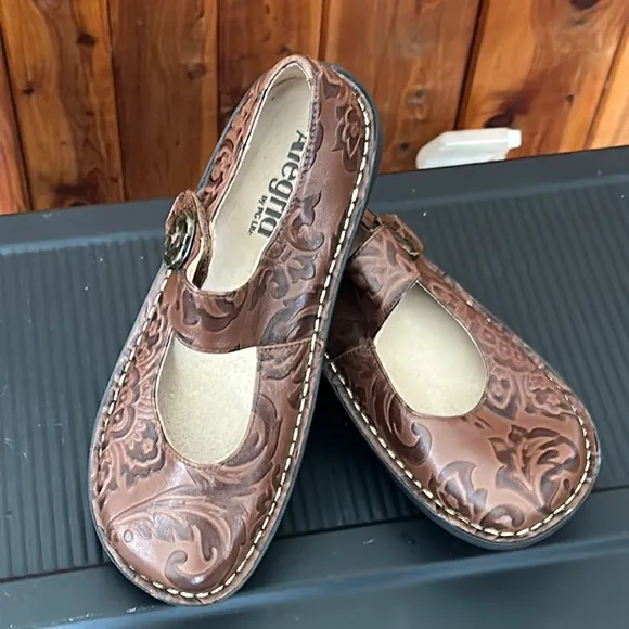 💜💜 ALGERIA MaryJane Brown Leather Shoes Size 37