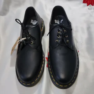 👞 Dr. Martens Black Leather Shoes NWT Size 9 Men's / 10 Women's