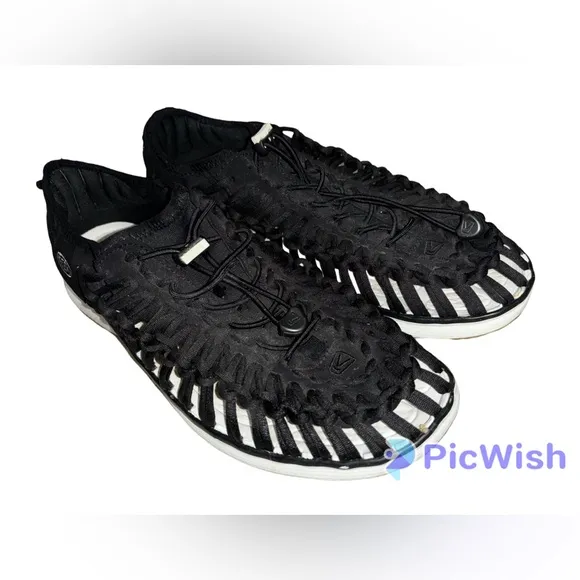 - Keen Uneek 02 Fisherman Men's Sandal