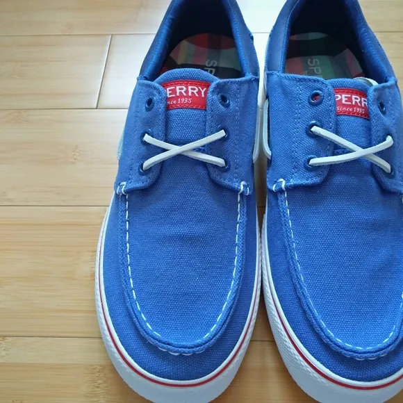 -NEW- Men's Sperry Bahama 3-Eye Boat Shoes 9.5
