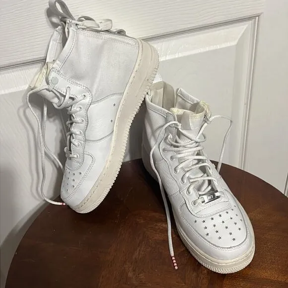 🔥 NIKE SF AIR FORCE 1 MID Sneakers - Leather/Canvas White “RARE- Big Kids Sz 7Y
