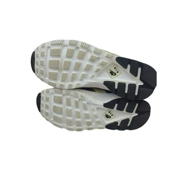 ☆ Nike Air Huarache Run Ultra SE Sneakers Athletic Shoes Women's Size 8
