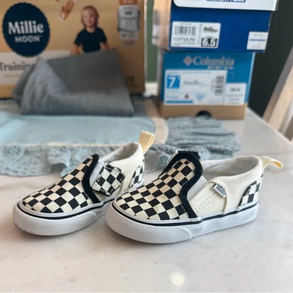 🖤 🤍 Toddler Checkered Vans