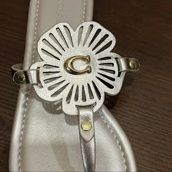 10 COACH JULIA SANDALS metallic gold or champagne Bnib