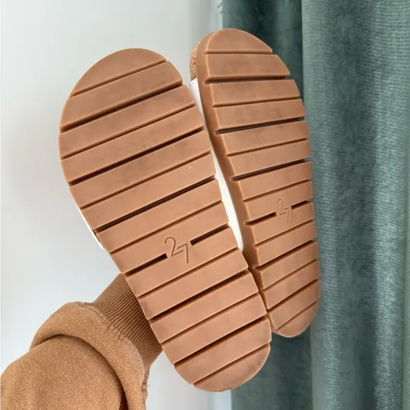 27 EDIT Teagan Slide Sandal Sandals - White Leather - Size 9.5