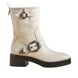 8 ANTHROPOLOGIE LARROUDE’ Hardy Boots in Ivory