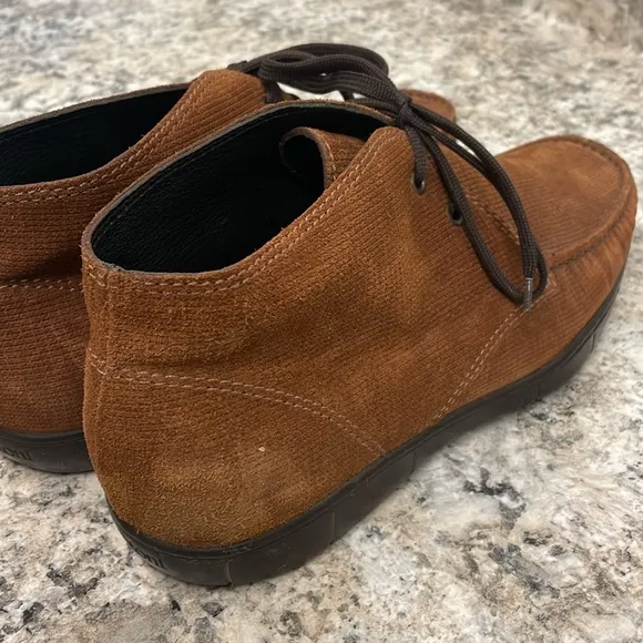 A. Testeroni Mens Suede Chunkha Boots Shoes Size 9
