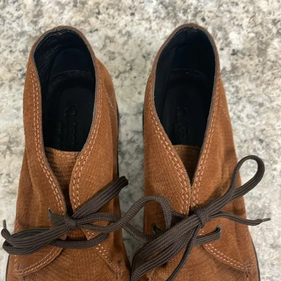 A. Testeroni Mens Suede Chunkha Boots Shoes Size 9