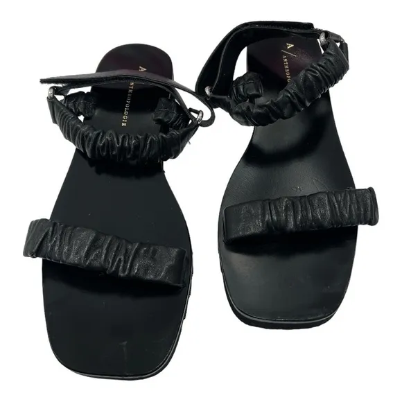 A/Antropologie Fiona Sport SandalsAnthropologie Black Leather size 38 US 7