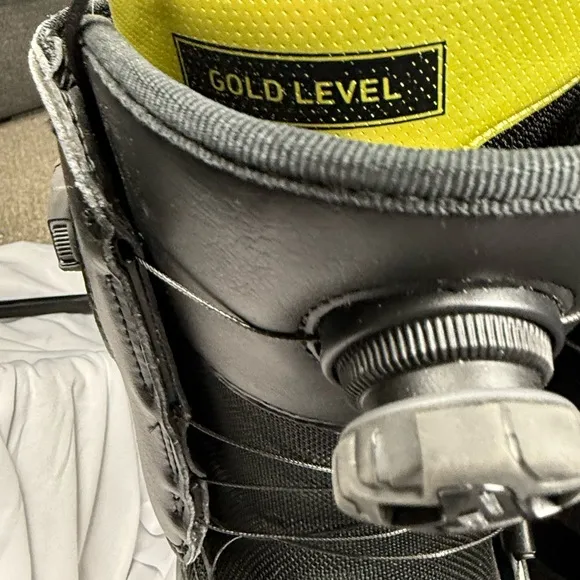 Adidas Acerra ADV Gold Level Snowboard Boots Mens 11 BOA Dual Zone Black White