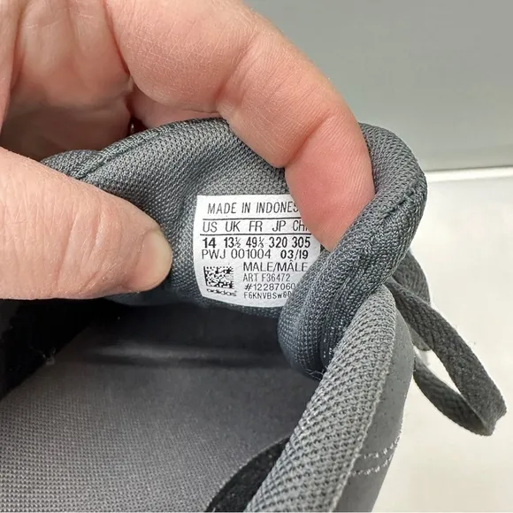 Adidas advantage Men's 14 Gray Sneakers tennis shoes