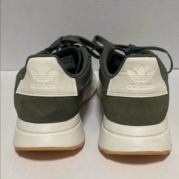Adidas Flasback Runner Women’s Athletic Shoes Size  7.5 Green White BY9303