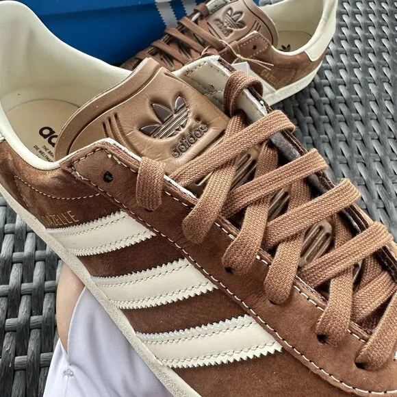 Adidas Gazelle 85 Preloved Brown Men's Athletic Shoes IG5005