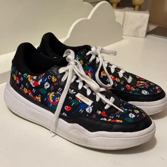 Adidas Her Court Originals Women's Casual Shoes Black GW8569 In good condition