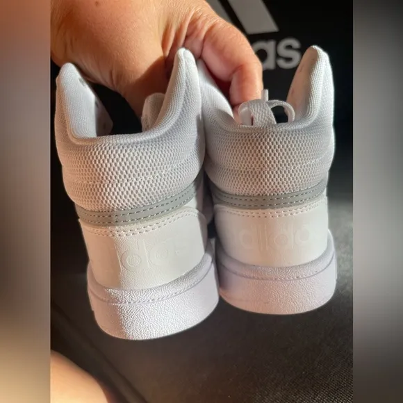 Adidas HOOPS 3.0 MID CLASSIC SHOES