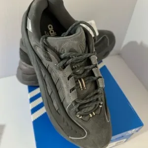 ADIDAS Men's • Originals Oznova Shoes Dash Suede Gray Size 9 New In Box