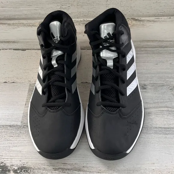 adidas Men’s Size 10 Isolation 2 Mid Lace Up Basketball Shoes In Black/Silver
