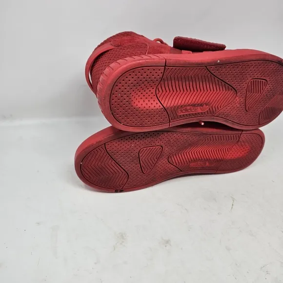 Adidas Men's Tubular‎ Invader S80477 Red Basketball Shoes Sneakers Size 7.