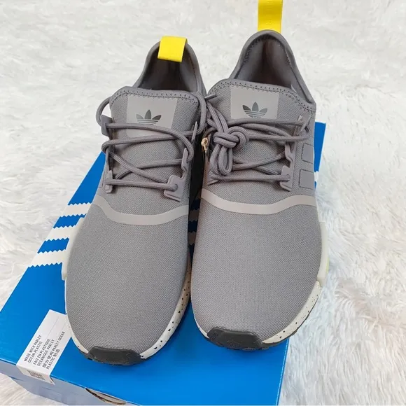 Adidas original NMD R1 Shoes athletic sneakersTrace Grey/Cloud White/Core Black