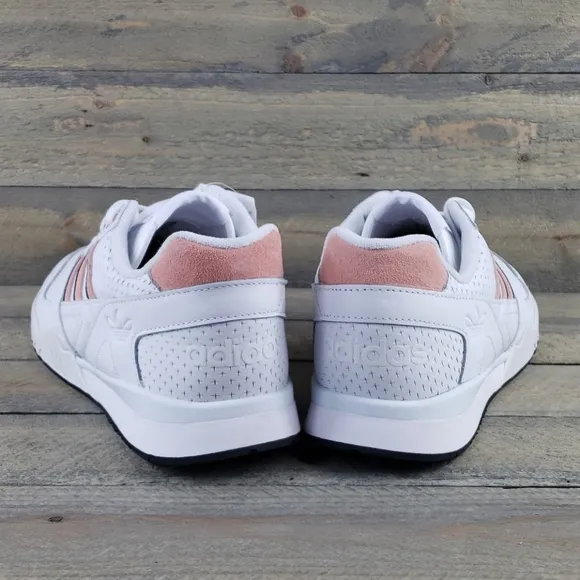 adidas Originals A.R. Trainers Leather Sneakers