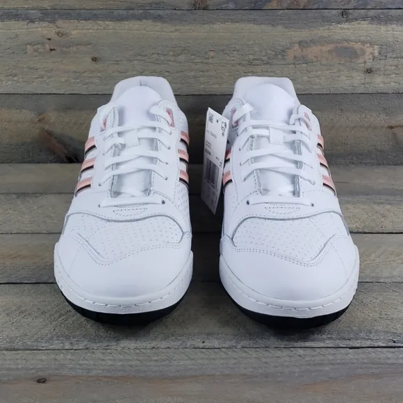 adidas Originals A.R. Trainers Leather Sneakers