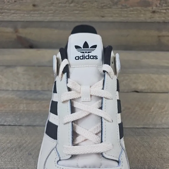 adidas Originals Forum Low CL Men's Casual Leather Shoes Sneakers Beige Black