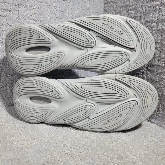 Adidas Ozelia Men's Size 9 US Grey Suede Casual Sneaker Shoes HO4252