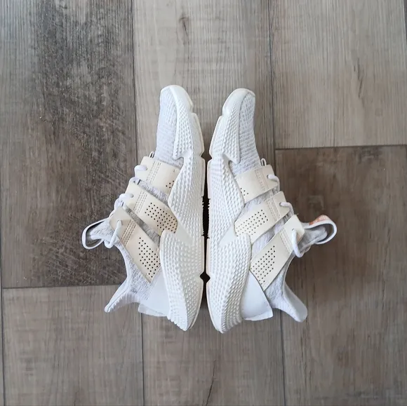 ADIDAS PROPHERE Running Shoes. Size 8