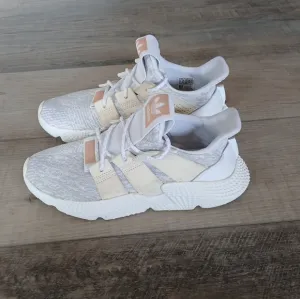 ADIDAS PROPHERE Running Shoes. Size 8