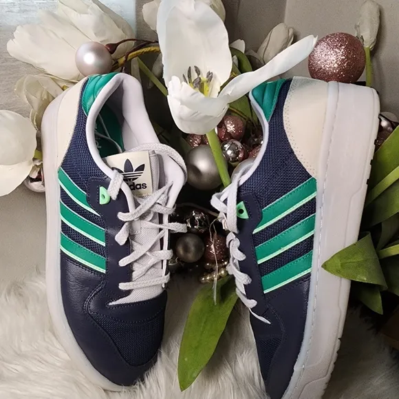 Adidas RIVALRY LOW Mens SHOES size12 new