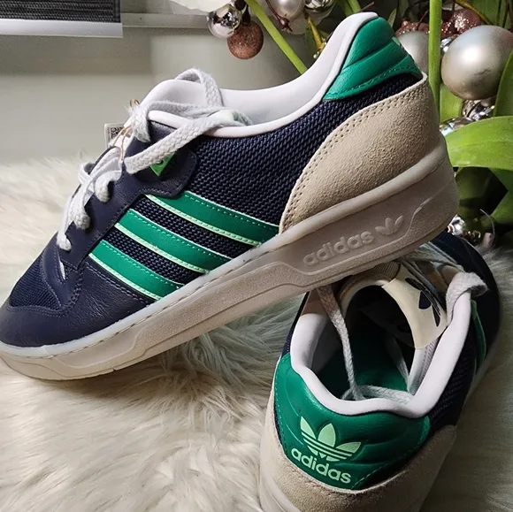 Adidas RIVALRY LOW Mens SHOES size12 new