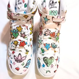 Adidas size 10 Hightower white Jeremy scott forum 84 high mono shoes