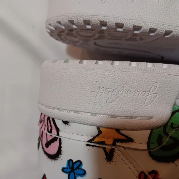 Adidas size 10 Hightower white Jeremy scott forum 84 high mono shoes