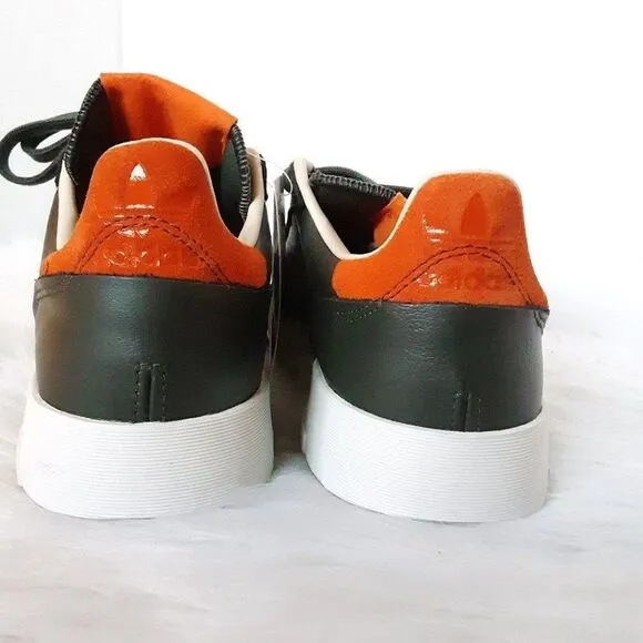 Adidas Sneaker Men's size 7M Shoes