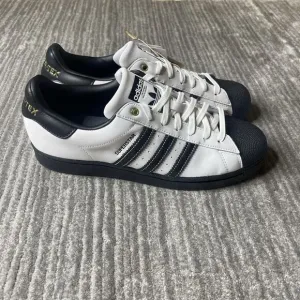 Adidas Superstar  Shoes GTX Mens 10 Shoes Suede White Black IF6162 NEW