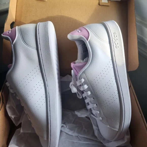adidas women Advantage Shoes Size 10 White Lace Pink Tennis Sneaker Cloudfoam