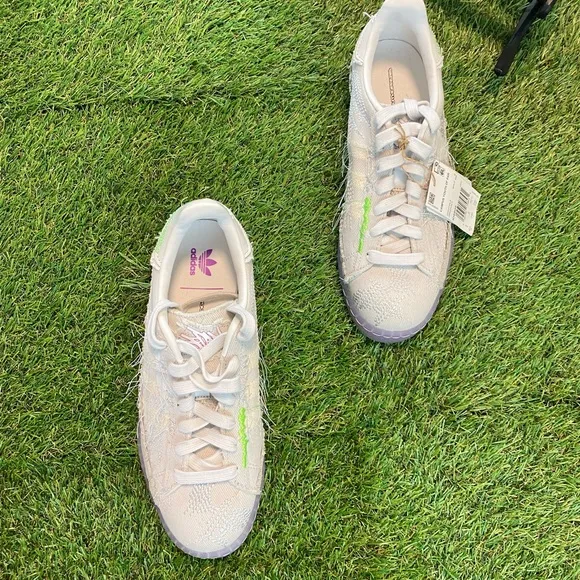ADIDAS Youth of Paris x Campus 80s