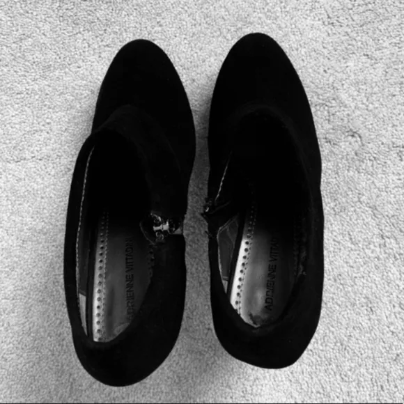 𝅺adrienne Vittadini Black Suede High Heel Shoes.