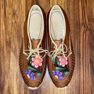 Agave Girl NWOT Handmade Floral Leather Shoes Hand Painted Womens Size 6