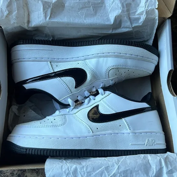Air Force 1 LV8 (GS) /size 4Y