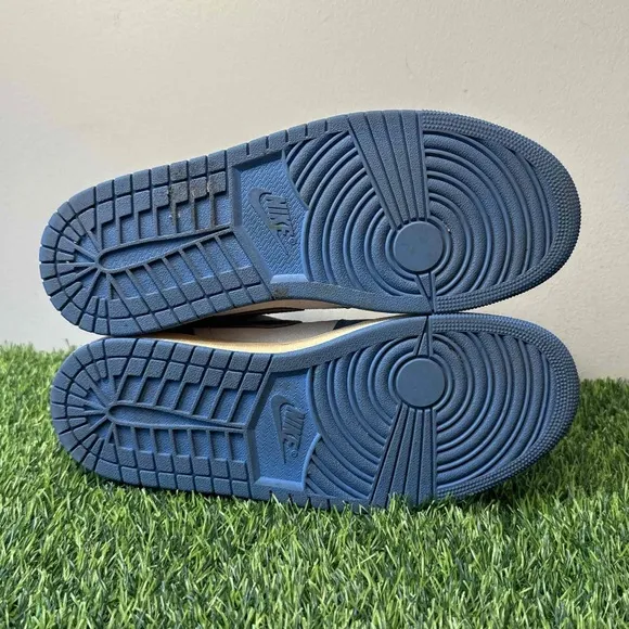 Air Jordan 1 SE Low Tokyo 96 University Blue