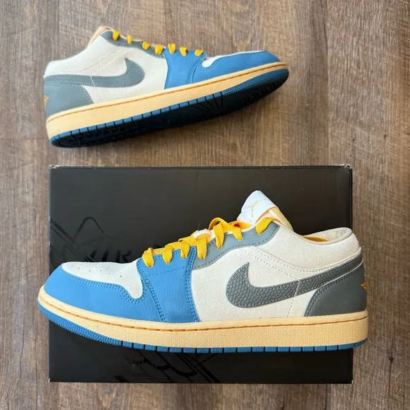 Air Jordan 1 SE Low Tokyo 96 University Blue