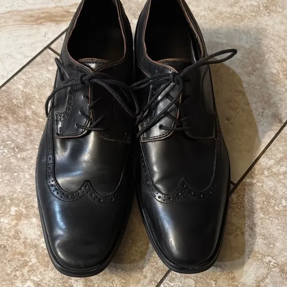 Aldo Black Leather Wingtip Dress Shoes