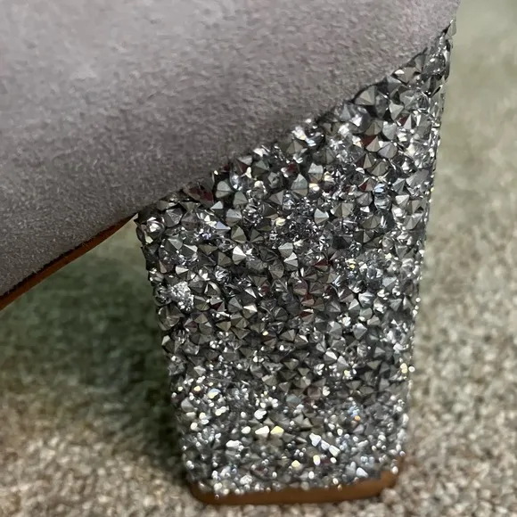 Aldo gray suede block heeled shoes pumps  bejeweled sexy feminine bling 8.5