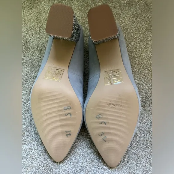 Aldo gray suede block heeled shoes pumps  bejeweled sexy feminine bling 8.5