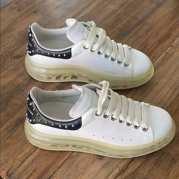 Alexander McQueen White Oversized Woman’s Sneakers