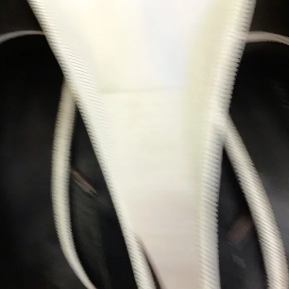 ALEXANDER WANG WOMEN CLASSIC STUNNING 2 TONE CREAM BURGUNDY LEATHER PUMPS SZ 8