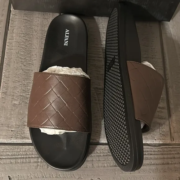 Alfani Men's Atlas Slide Sandal, - Brown size 11M size 12M