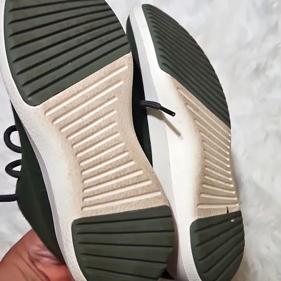 Allbirds True Runner Wool Shoes Stylish Green Sneakers 39