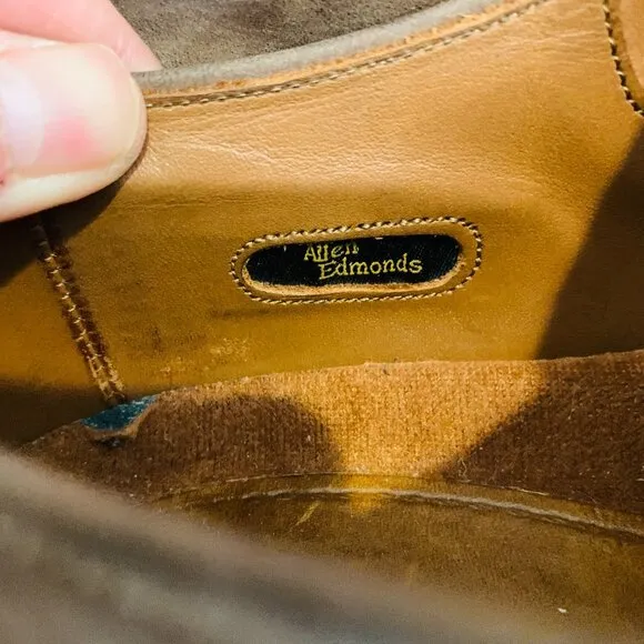Allen Edmonds Corporate Casuals Khaki Suede Oxford Shoes Size 8.5